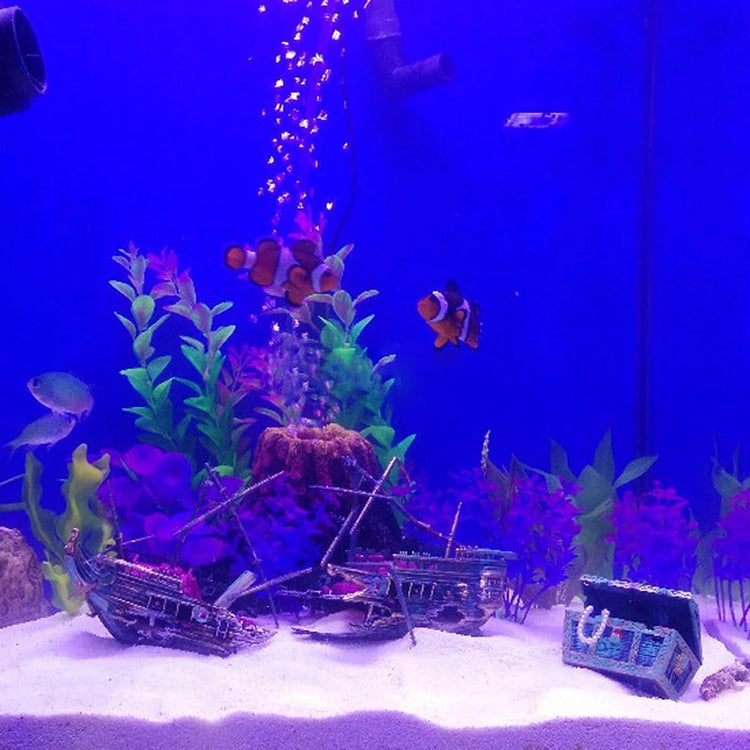 Split Shipwreck Aquarium Ornament – Resin Sunken Boat Decoration with Air Aerobic Feature