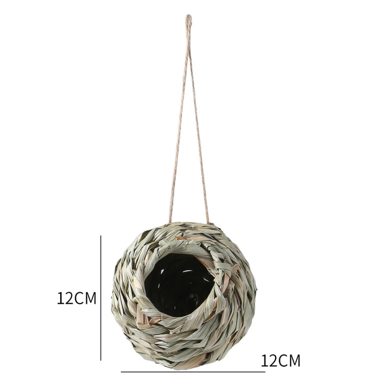 2024 Handwoven Reed Grass Bird Nest – Hanging Hummingbird Egg Cage for Outdoor Decor, Small Parrots & Garden Wildlife (Multiple Sizes)