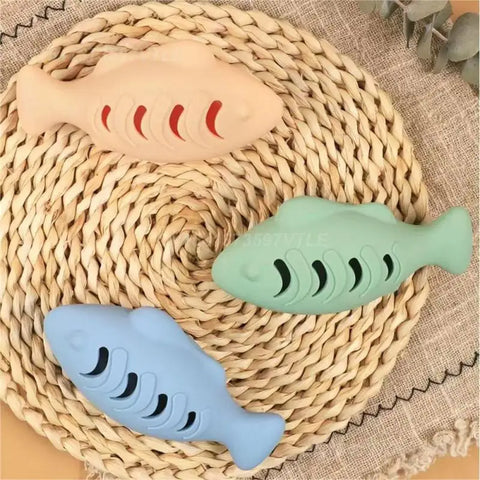 Silicone Cat Toy | Fish Shape | Self-Entertainment Chew Toy | Catnip Mint Scent | Durable Cat Play Tool | Happy Supplies for Cats