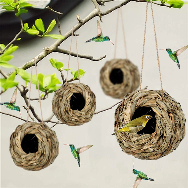 2024 Handwoven Reed Grass Bird Nest – Hanging Hummingbird Egg Cage for Outdoor Decor, Small Parrots & Garden Wildlife (Multiple Sizes)
