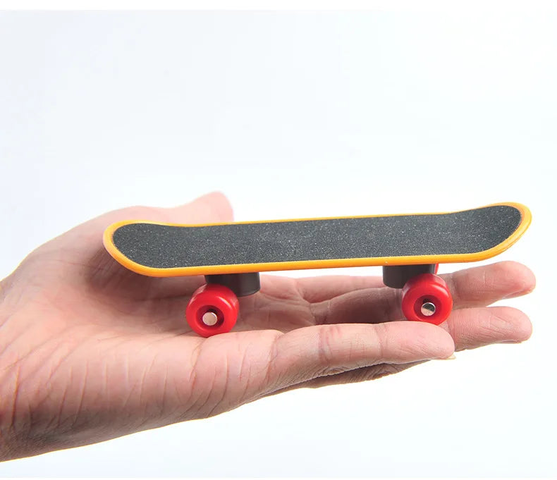 1 PC Parrot Training Skateboard | Bird Skates Perch Toy for Lovebirds, Canaries, Calopsita, Birds Accessories