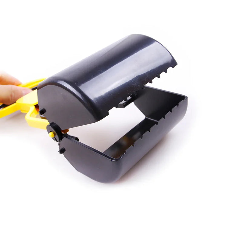 Pet Poop Scooper Long Handle Jaw Poop Scoop – Durable and Easy-to-Use Dog Waste Cleaner