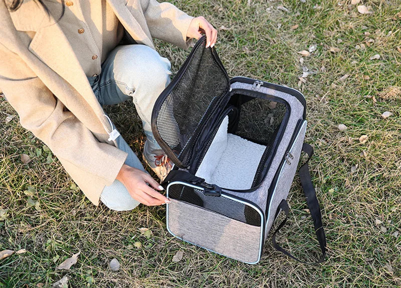 Soft-Sided Dog and Cat Carrier for Kittens – Lightweight & Portable Travel Bag