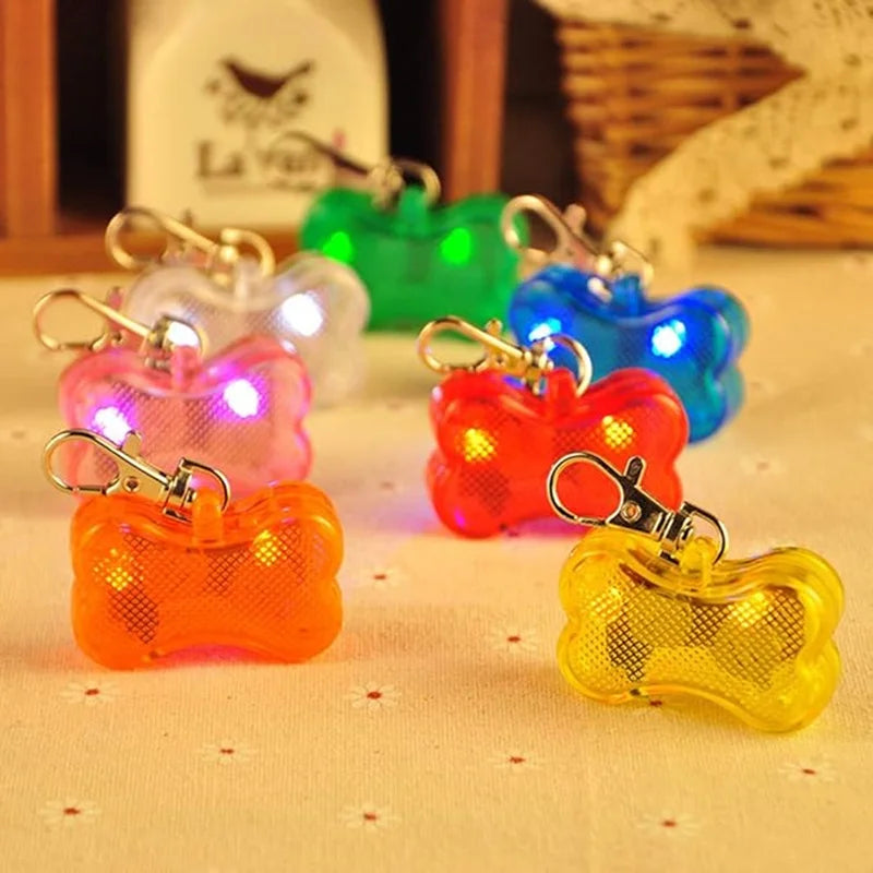 LED Luminous Dog Tag Pendant – Glow in the Dark Safety Collar Accessory for Dogs and Cats