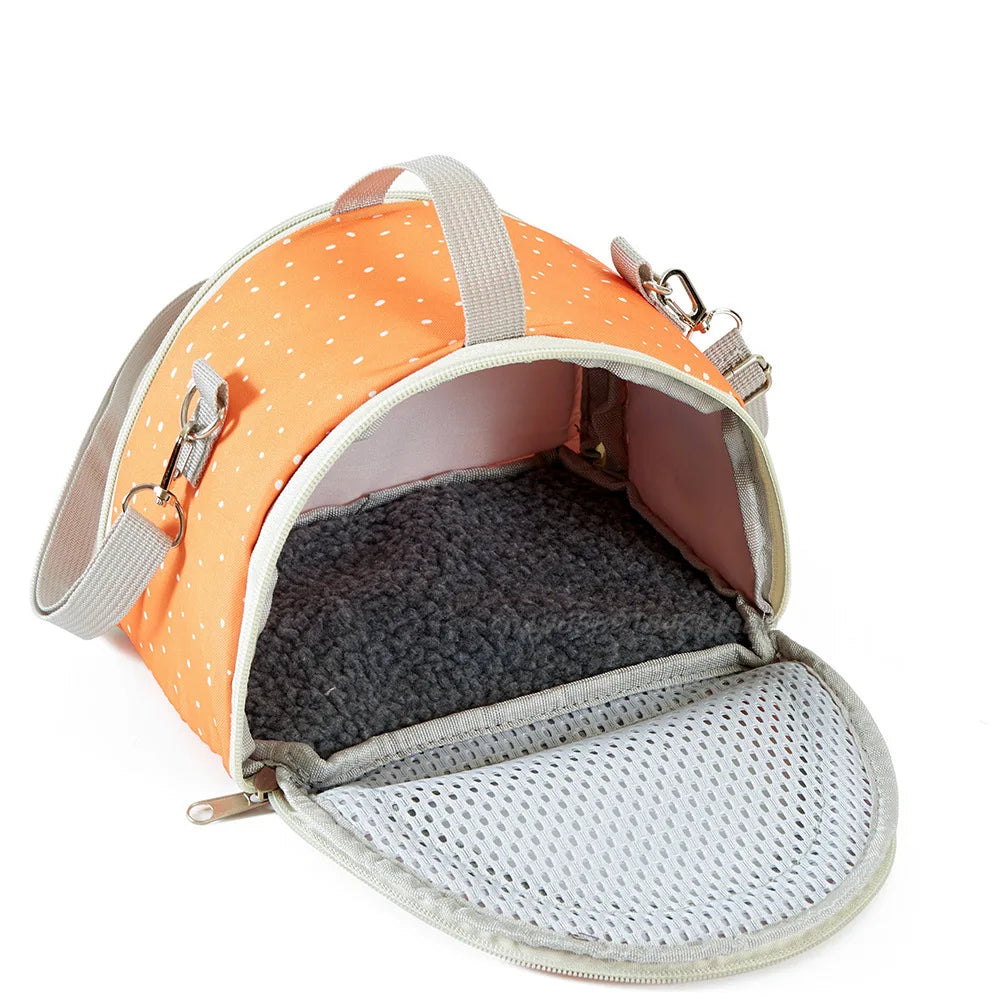 Portable Breathable Small Pet Carrier Bag – Travel Backpack for Hamsters, Guinea Pigs, Rabbits, Reptiles, and More