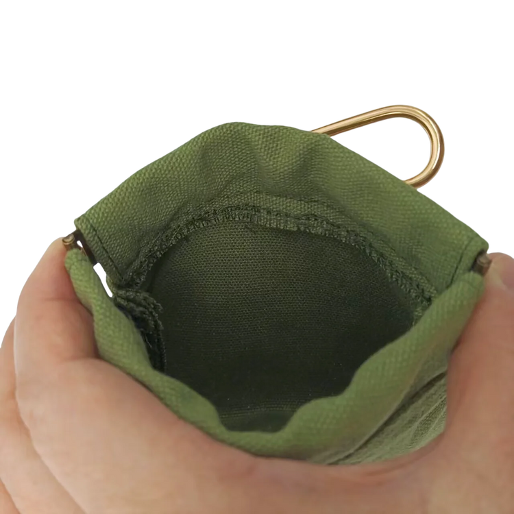 Canvas Dog Treat Bag – Portable Outdoor Training Snack Pouch with Automatic Closure
